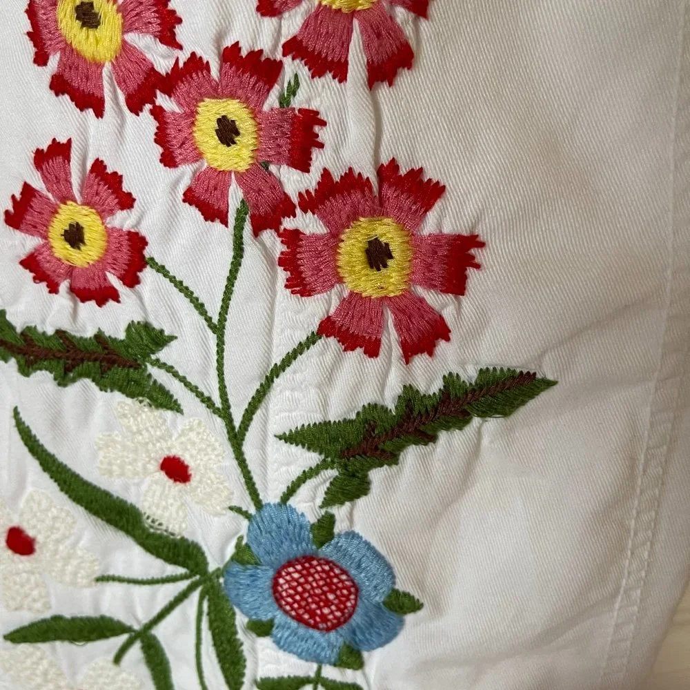 Johnny Was Vintage - White Embroidered Flower Cargo Pants - Size M - Picture 6 of 9